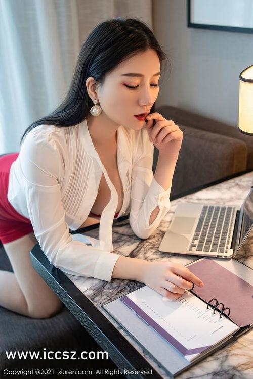 试用夫人是大佬,揭秘大佬背后的柔情岁月